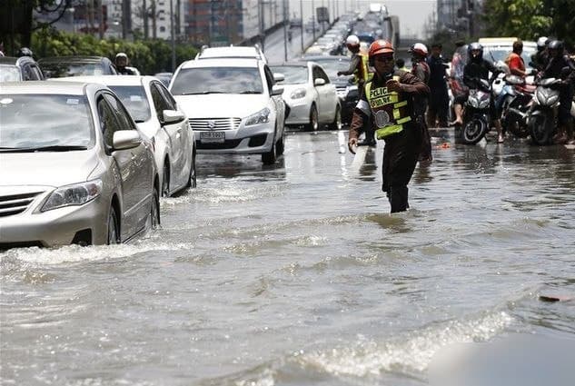#泰国新闻 【泰国气象厅发布大范围暴雨山洪预警 多区域需防范内涝滑坡】 2026年8月20日消息,曼谷。泰国气象厅(TMD)发布天气警告,受活跃西南季风与低压…