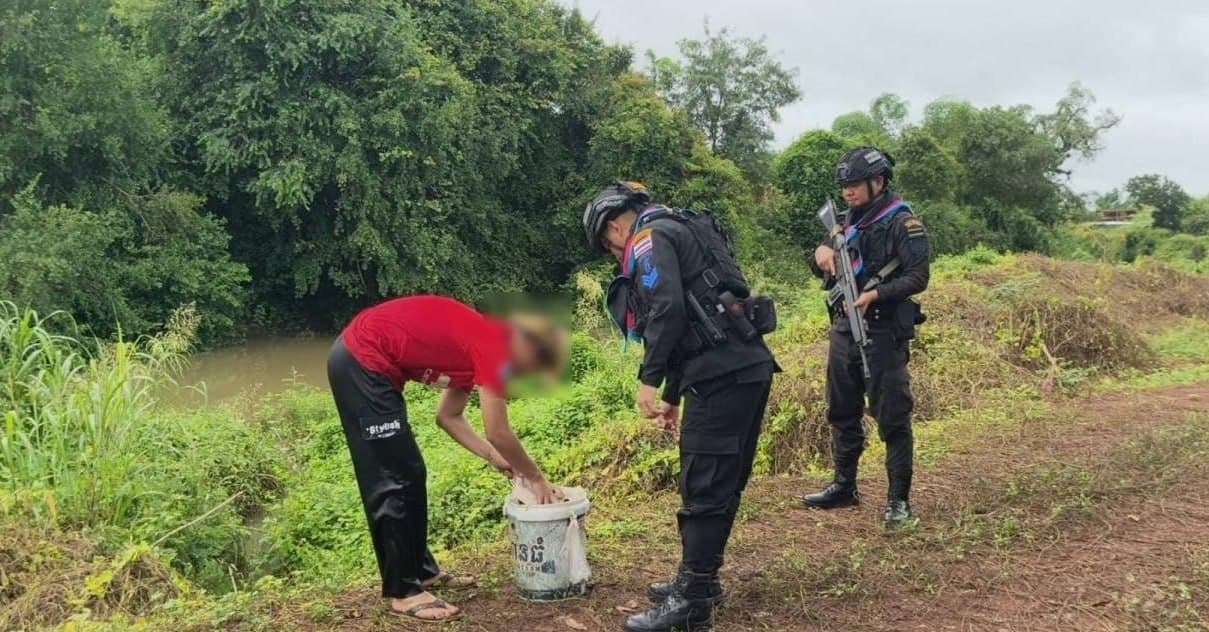 #泰国新闻 19岁少年网上应聘高薪兼职遭贩卖,被困波贝电诈园区三年后逃回泰国 2026年7月31日消息,沙缴府一名19岁泰国少年成功逃离跨国电信诈骗窝点。三年…