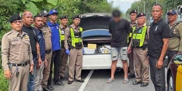 #印尼新闻 亚齐查获325公斤冰毒,一条泰国跨境贩毒网络浮出水面 印尼警方2026年7月30日通报案情,6月23日执法人员在亚齐省洛修马威拦截一辆本田SUV,…