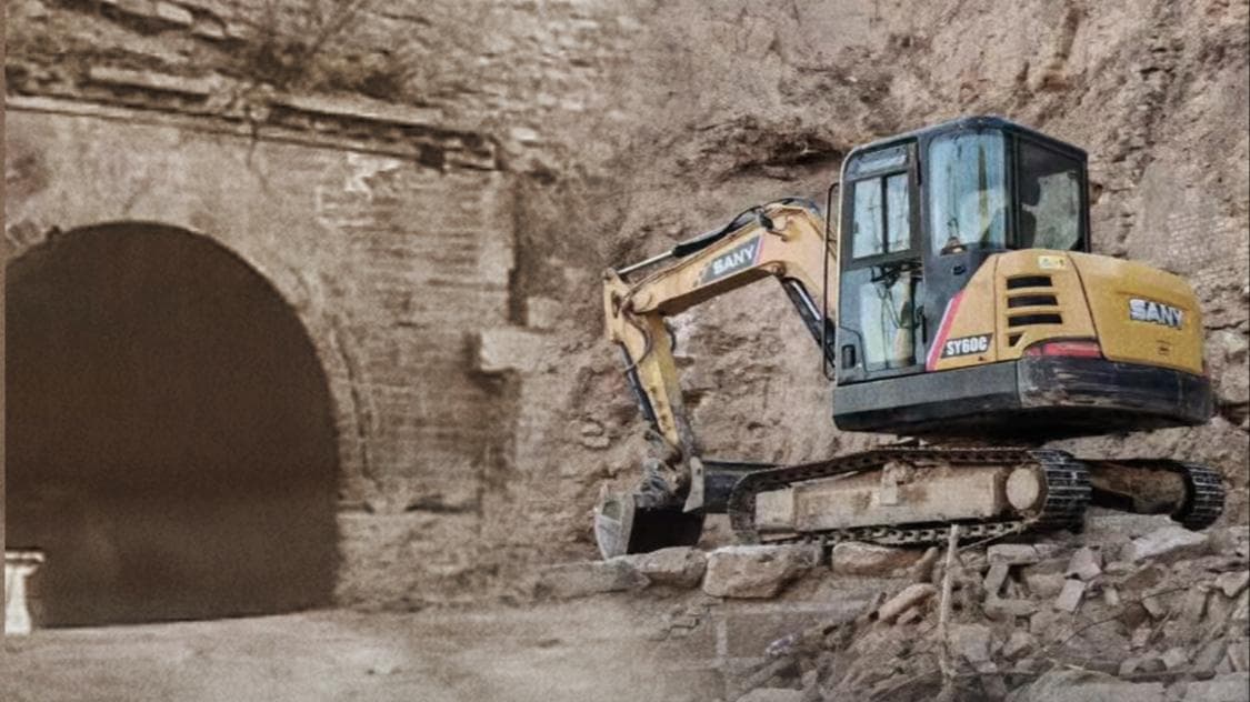山西省文物局回应“明城墙遭拆旧建新”:正调查,国家文物局已关注 澎湃新闻独家报道《影子调查丨山西中阳残存明代城墙遭“拆旧建新”,墙砖被按废物丢弃》引发讨论。8…