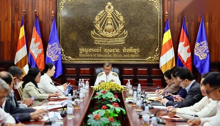 #柬埔寨新闻 【柬埔寨将实施WADA 2027年反兴奋剂规则 接轨国际标准】🇰🇭 2026年8月15日消息,柬埔寨副首相兼教育、青年与体育部长韩春那洛(Han…